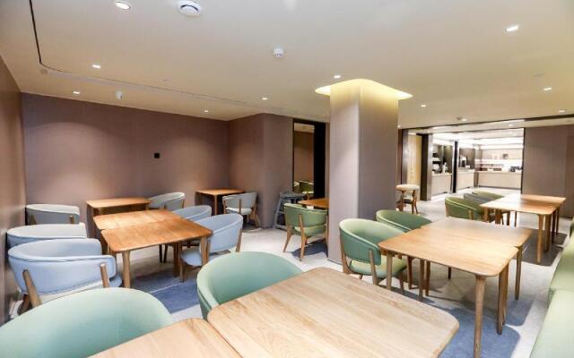 Ji Hotel Chongqing Jiefangbei Pedestrian Street Minsheng Road