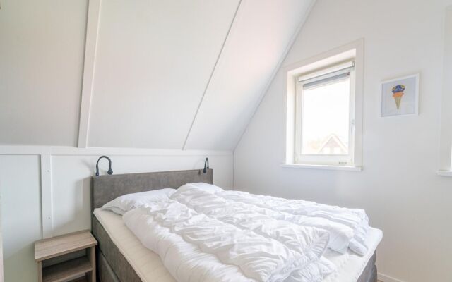 Holiday Home in Scherpenisse With Garden