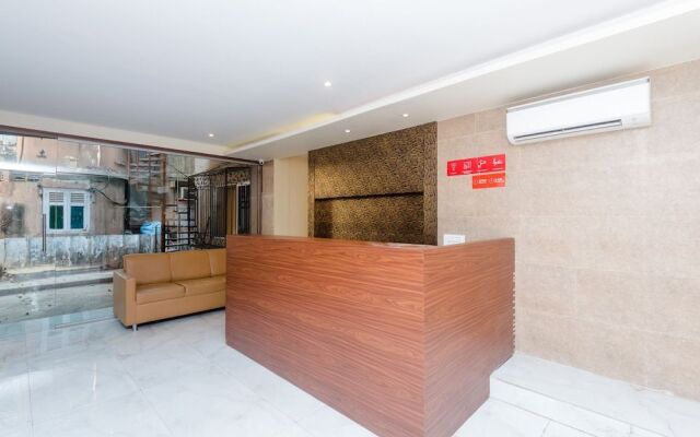 OYO 17028 Hotel Aviva Residency