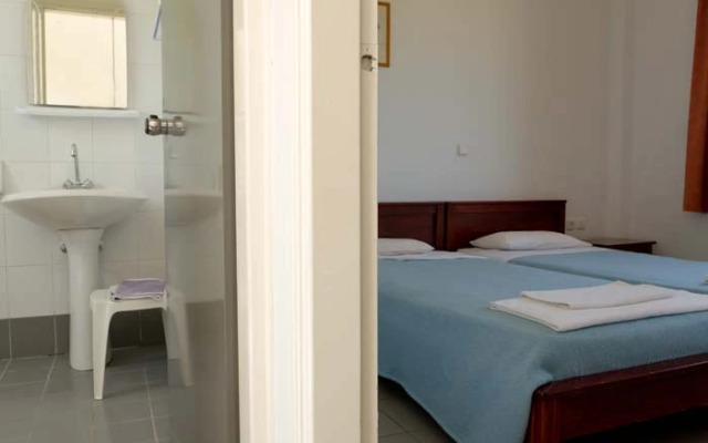 Eleni Apartments