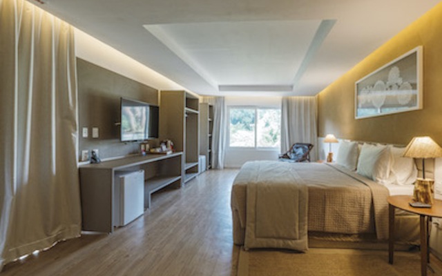 Dolphin Hotel