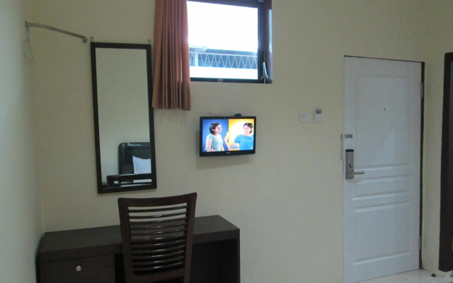 Mahkota Hotel Genteng