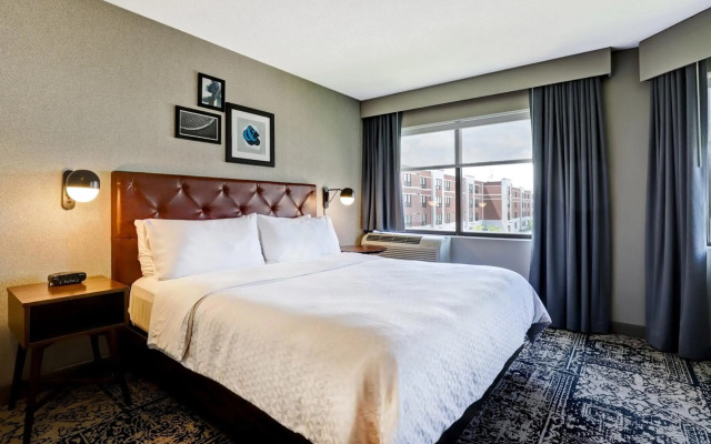 Four Points by Sheraton St. Catharines Niagara Suites