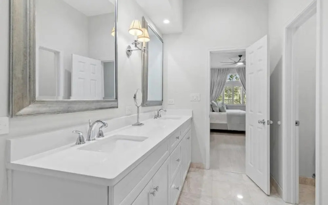 Tivoli by the Sea 5286