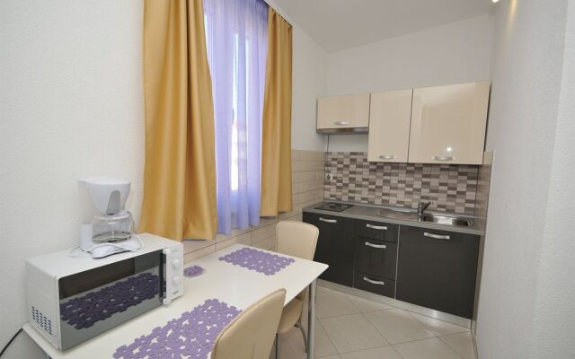 Apartments & Rooms Villa Maslina