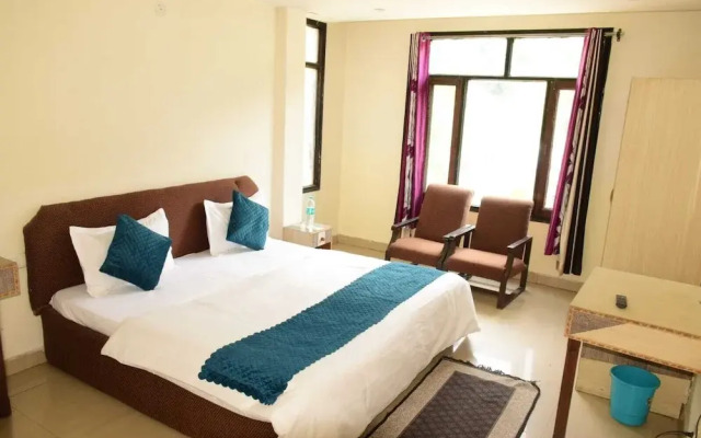 Hotel Ayaan Residency Manali