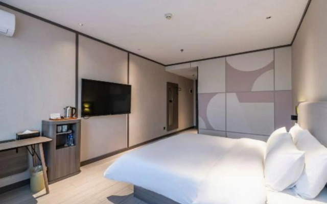 Hanting Hotel Changchun Chongqing Road Vivid City