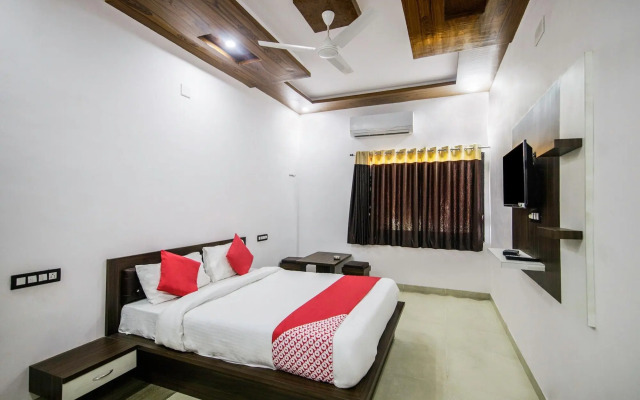 Hotel Jai Hind By OYO Rooms