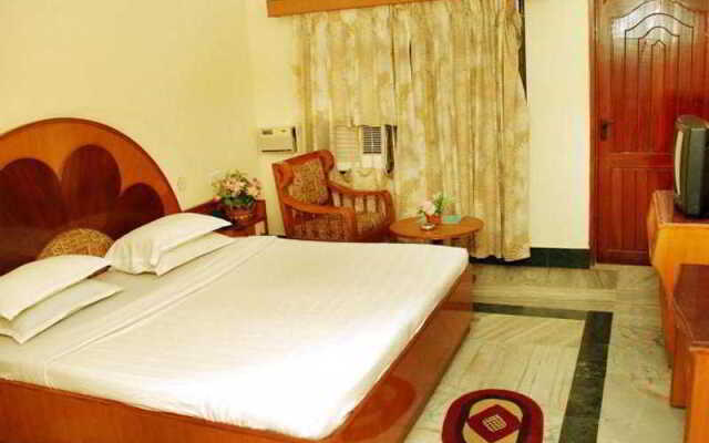 Hotel Singaar International