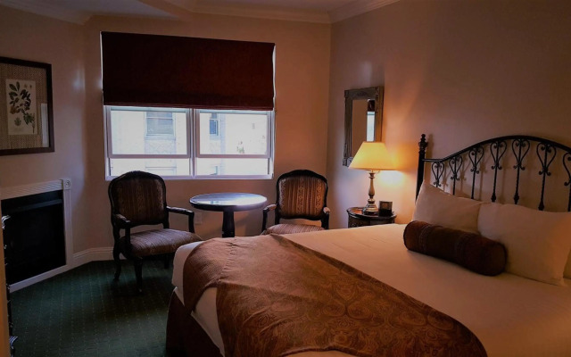 The Monterey Hotel
