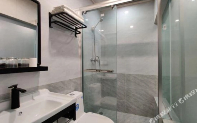 Xinyi Business Hostel