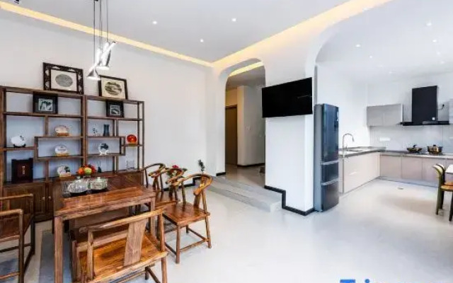 The garden homestay named "Mengxi Yashe" in Dali.