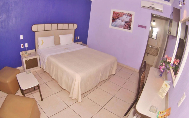 Hotel Plaza Bandera