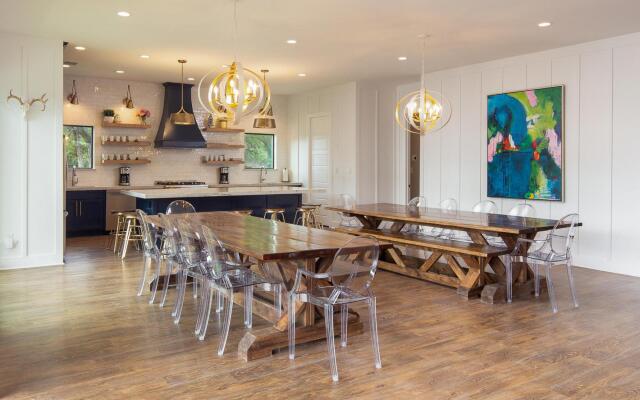 The White House on the Horseshoe