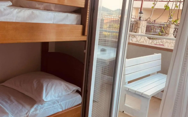 Sea House Apartments