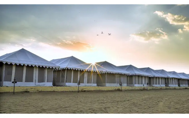 Desert Nature Camp Resort