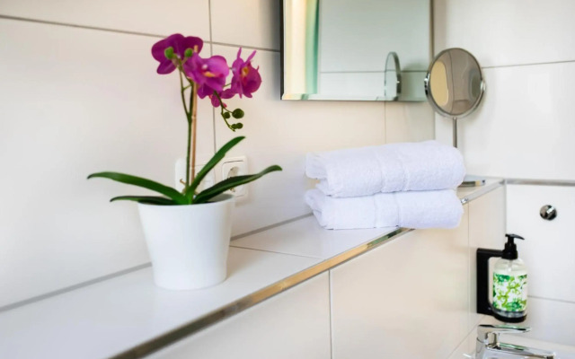 Hotel Clement - Bed & Breakfast