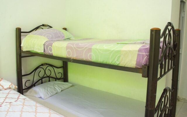 Hostal Maranatha - Hostel
