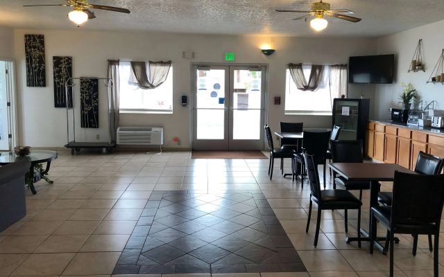 Super 8 by Wyndham Price