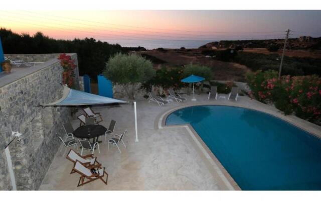 Stunning Villa Close to the sea