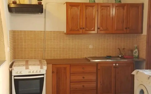 Elena's house