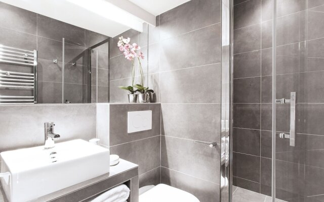 Luxury 2BR Gr-Boulevards I by Livinparis