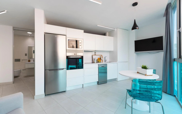 Edison Building by CanariasGetaway