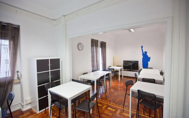 Tagus Palace Hostal