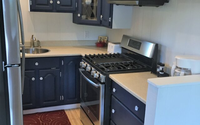 Larinda's Landing Oceanfront Cottages