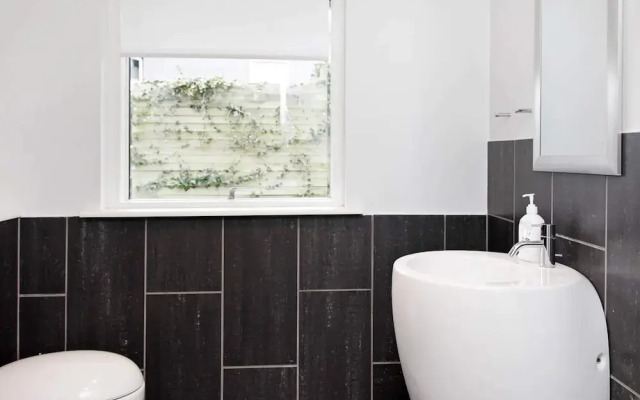 6 Person Holiday Home in Hejls