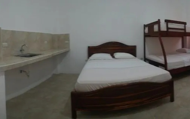 Hostal Palmeras Playa Milina