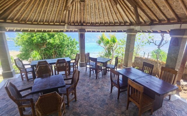 Wawa Wewe Rock Resort