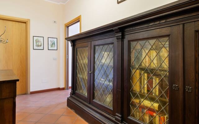 Spacious Apartment in Rapallo with Balcony