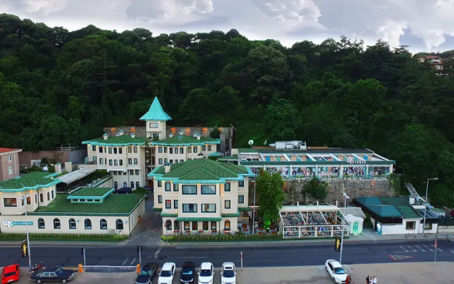 VE Hotels Bogazici Vilayetler Evi