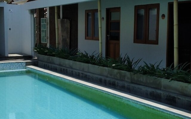Roots Hotel Trawangan