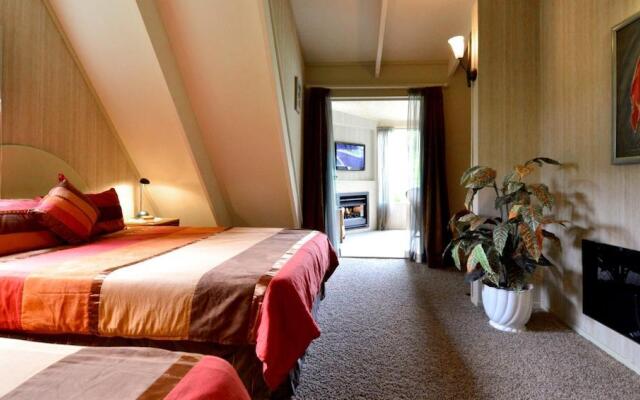 Bushland Park Lodge