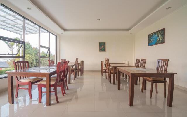 RedDoorz Syariah @ Sarongge Cianjur