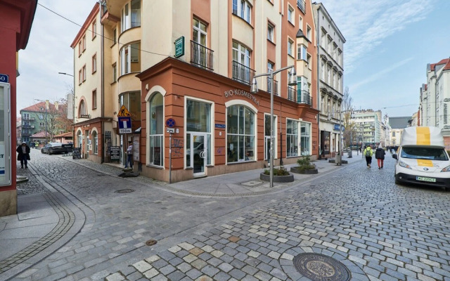 Prestige Apartment Wrocław by Renters