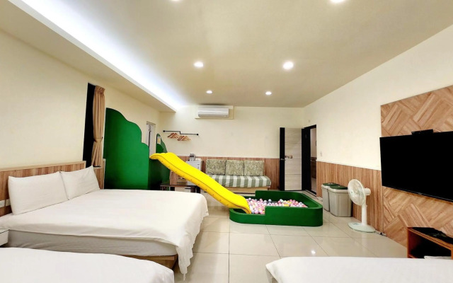 Happiness Yes Inn