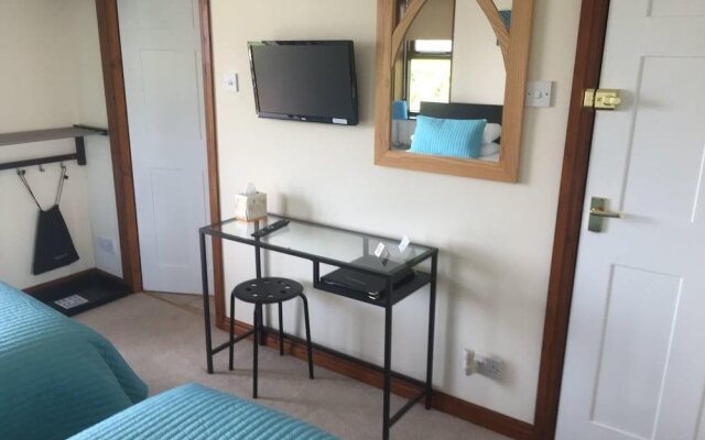 Oak Lodge Bed & Breakfast