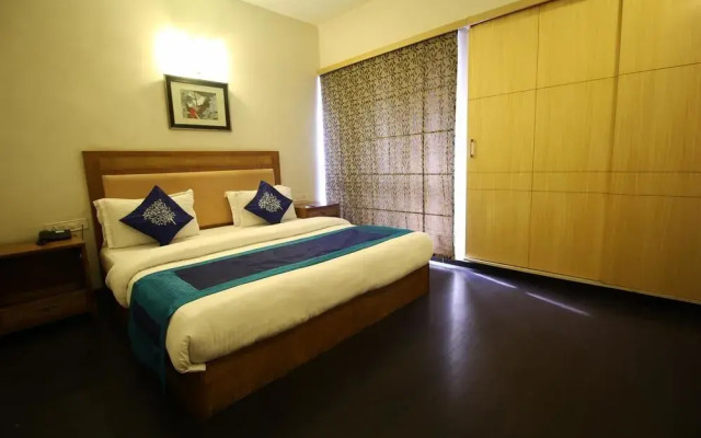 OYO Premium Gujarat College Ellisbridge