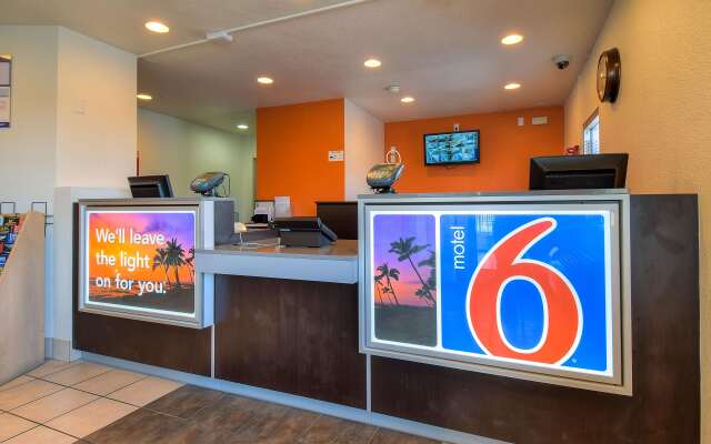 Motel 6 Stanton, CA - Anaheim West