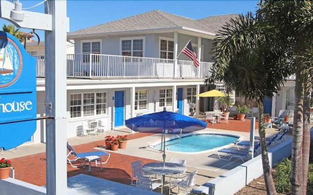 Beachouse Inn & Suites