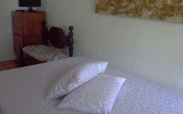 Canto dos Artistas Guest House