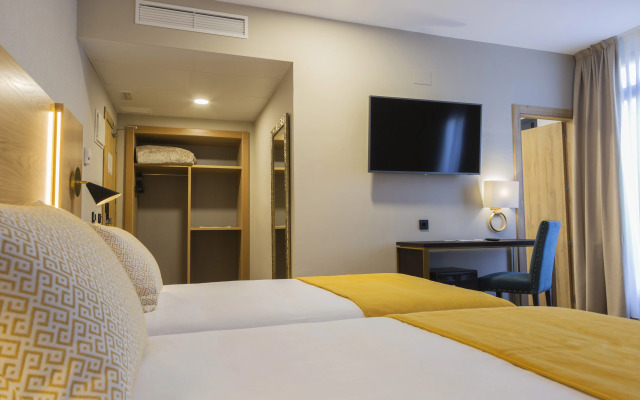 Hotel Zentral Mayoral