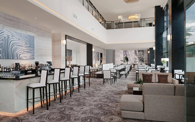 Seda Abreeza - Newly Renovated