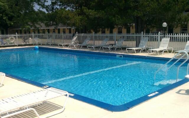 Tallwood Motel Wells