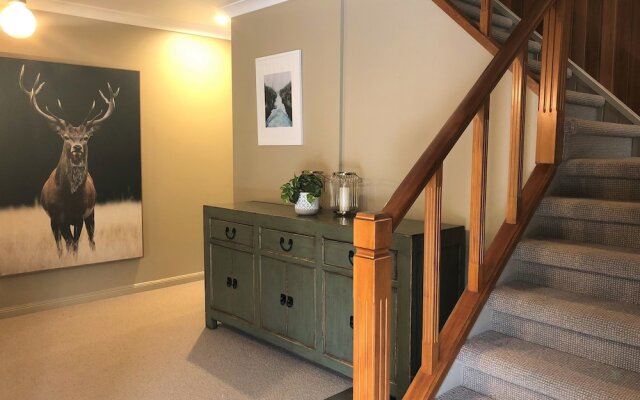 Kinloch Lakeview Lodge - Taupo
