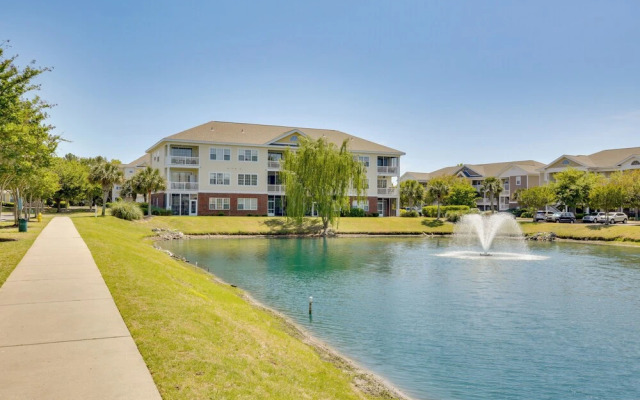 3 Mi to Barefoot Landing: Condo w/ 2 Pools!
