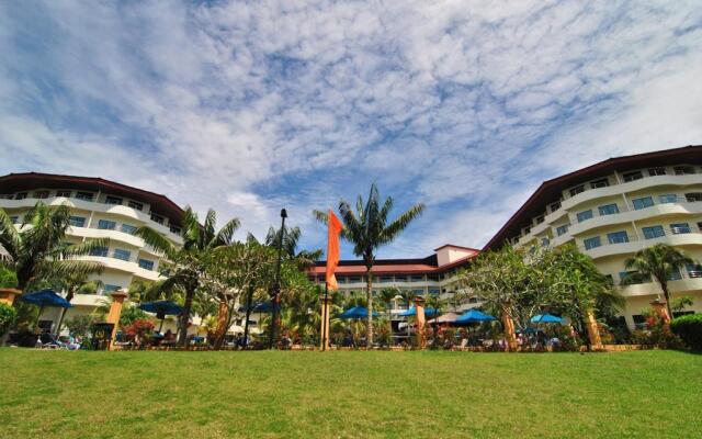 Swiss-Grand Beach Resort Kuantan